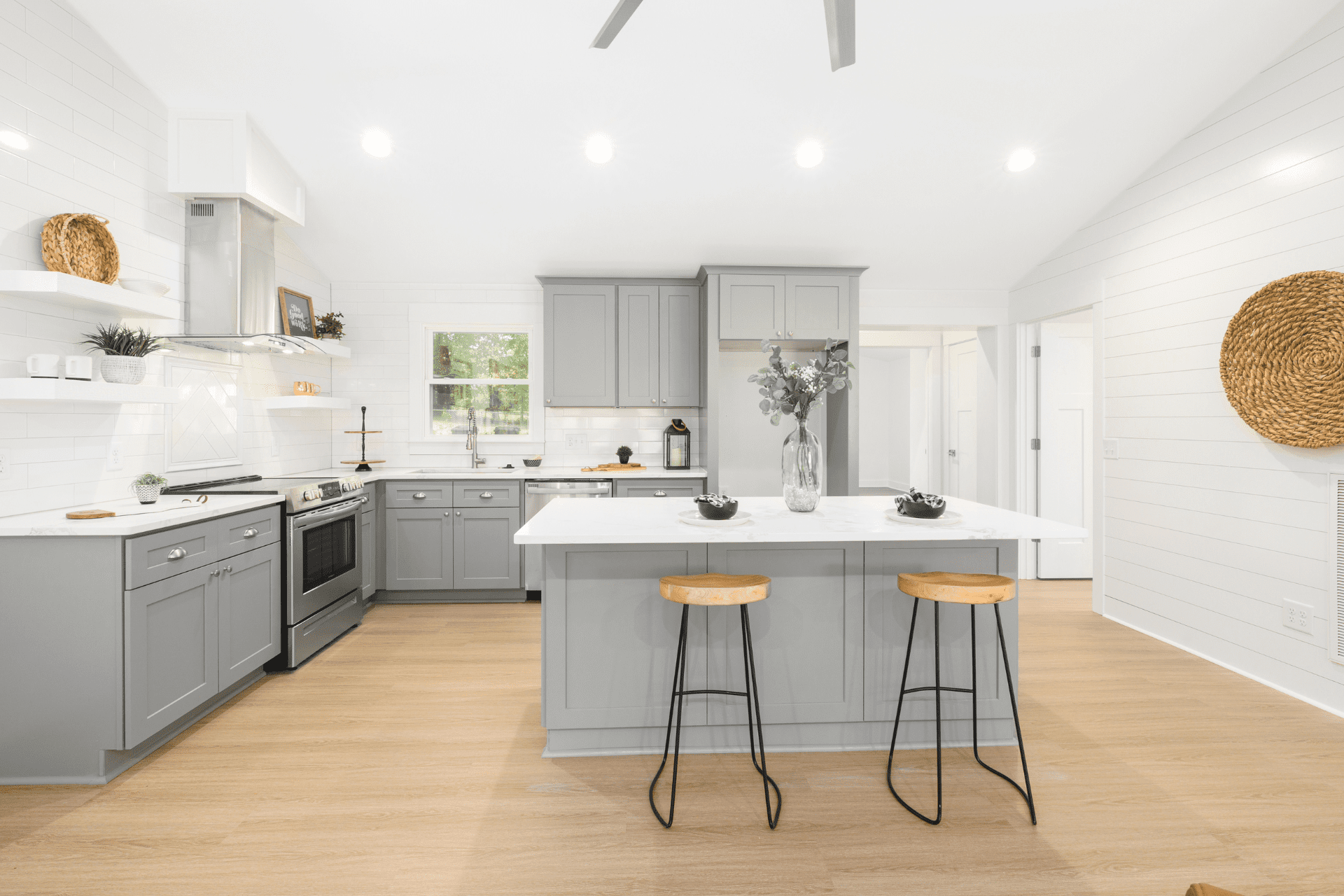 Kitchen Remodeling Delays in Brampton: How to Avoid Them