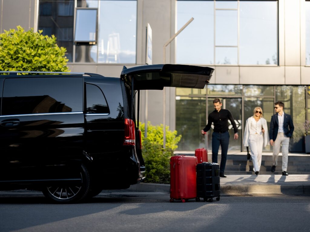 Bristol to Heathrow Airport Taxi – Reliable Transfers 2 Bristol to Heathrow Airport Taxi
