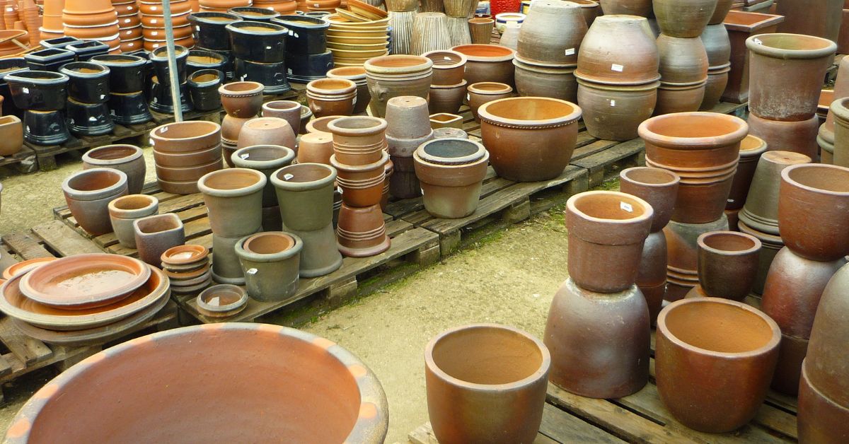 Flower Pots and Planters Market
